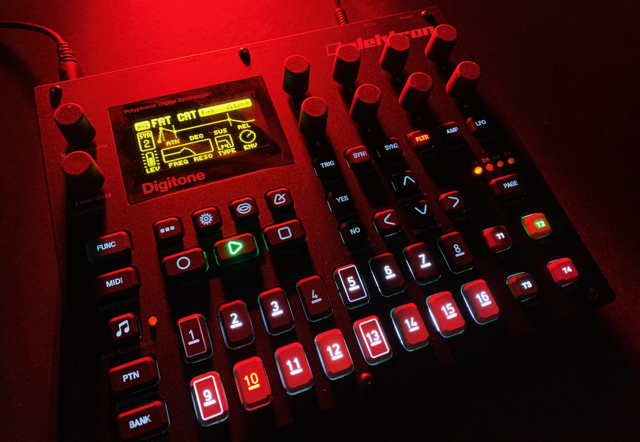 Red light and sexy FM synth
